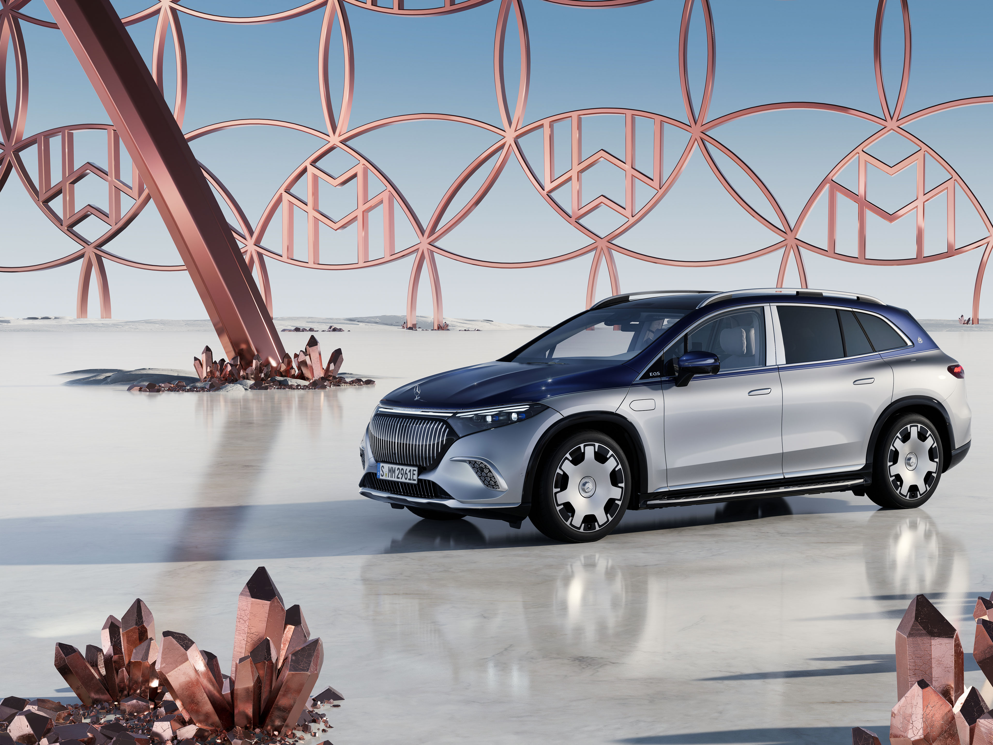 EQS SUV | Mærket | Mercedes-Maybach Mercedes-Maybach EQS SUV set fra siden.