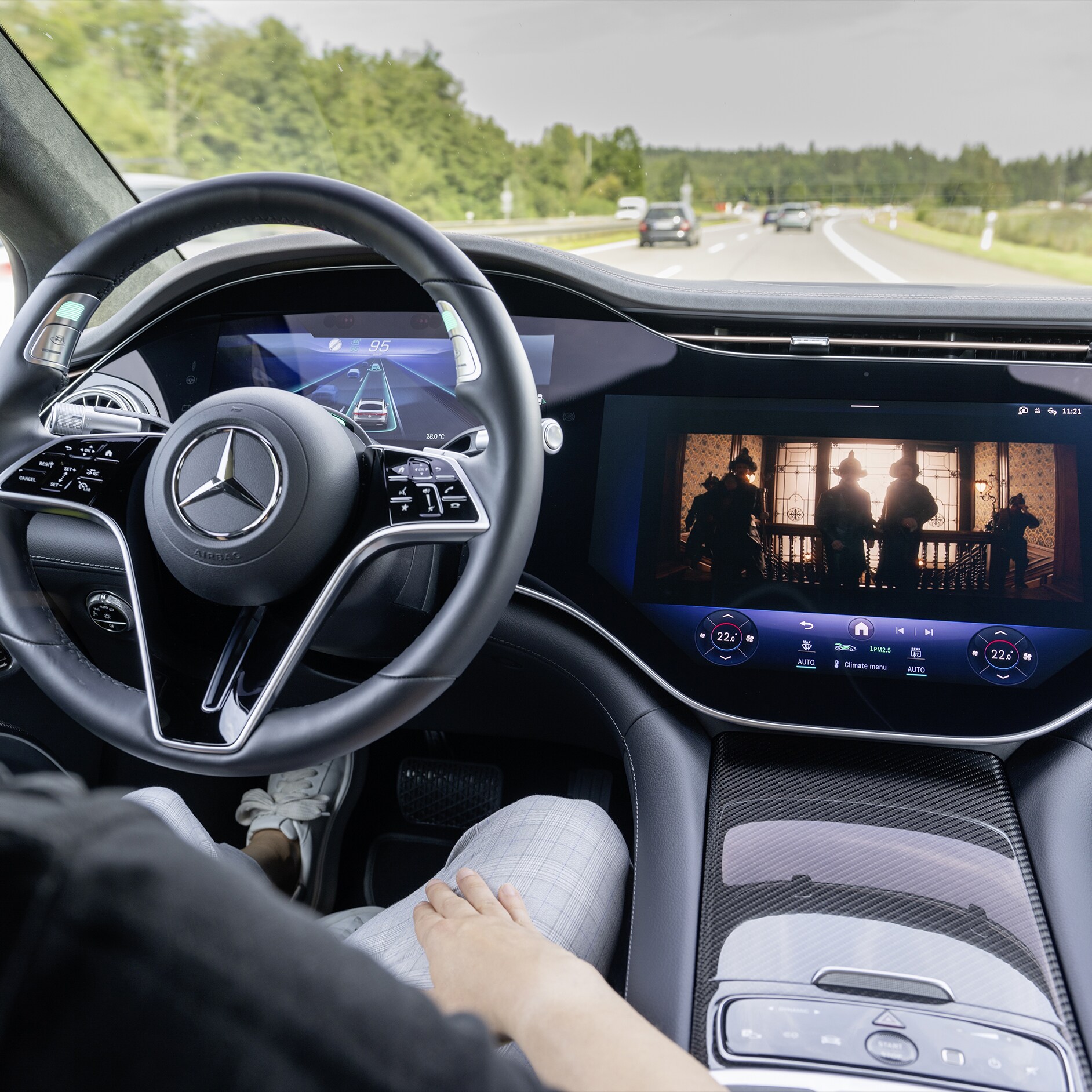 MB.DRIVE | Automatiseret kørsel og assistentsystemer | Mercedes-Benz Cockpittet i en Mercedes-Benz bil.